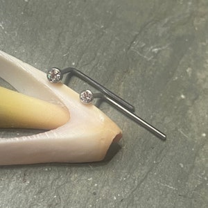 Labret Monroe Snakebite Piercing - Micro 2mm 2.5mm 3mm Crystal Inlaid 20G or 18G Fishtail Long or Short Piercing Bar Nose Bone L Shaped