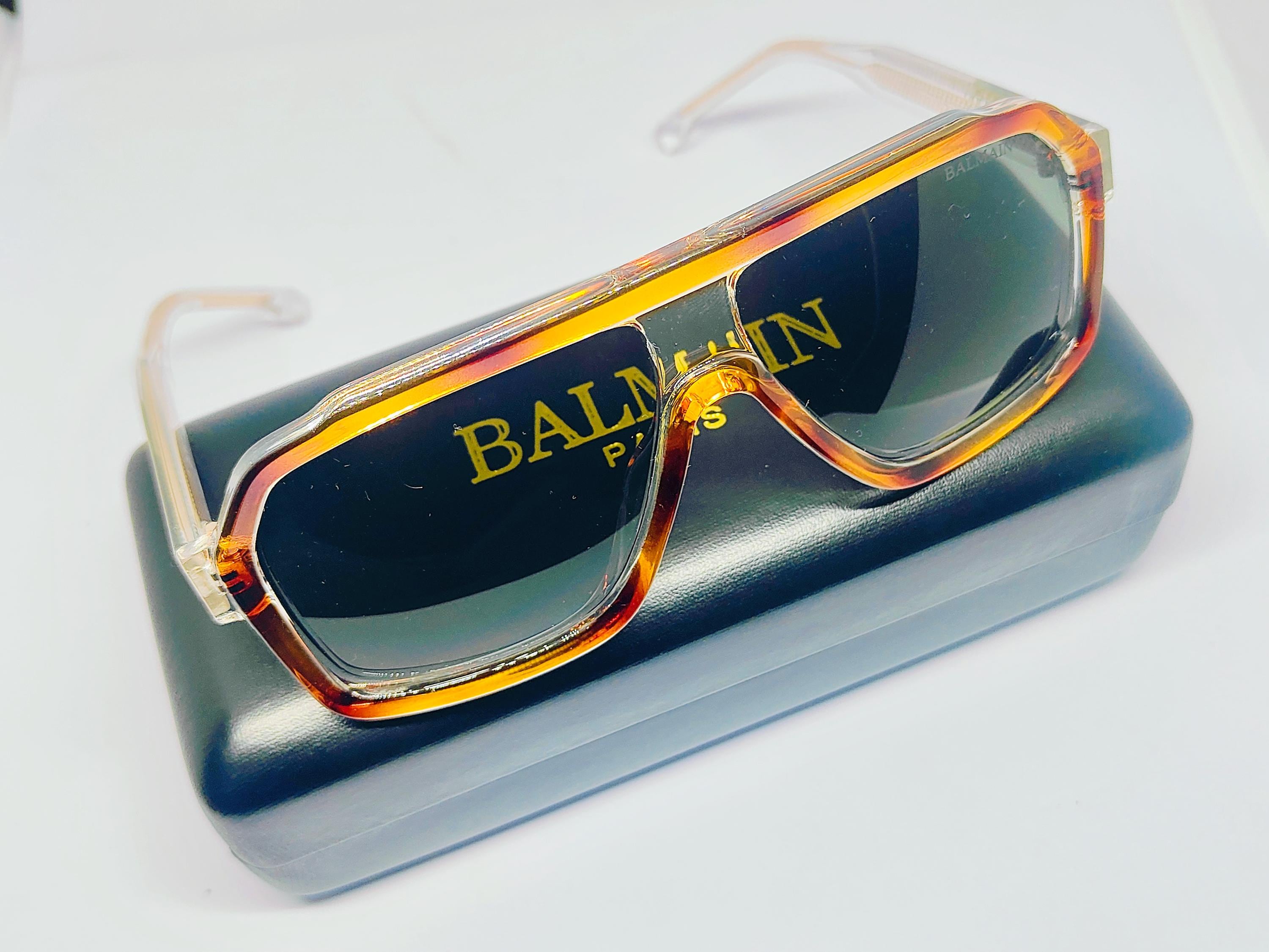 Gucci shield sunglasses - Etsy 日本