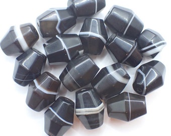 16 pcs striking BANDED faceted Sulemani AGATE STONE trade beads African estate