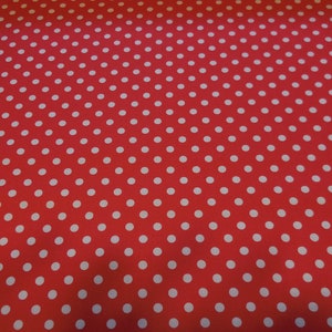 Tissu 100% coton CX 2490 Dumb Dot Spot Michael Miller Tissu Tache rouge sur blanc