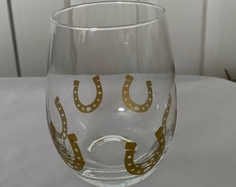 Circle of Luck Wine Glass