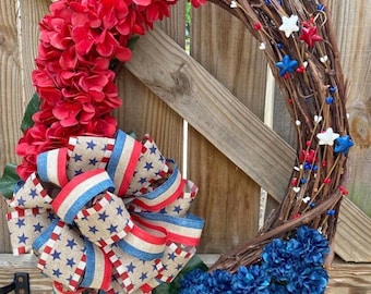 Patriotic grapevine wreath oval XL