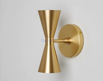 Mid Century Modern Messing Wandleuchte Sanduhr Kegel Licht Minimalist Up Down Eitelkeitslampe