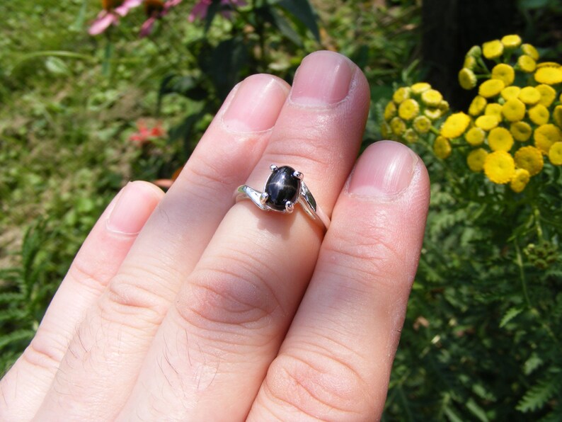 S191 Made to Order.. Sterling Silver Simple Twist Style Ring with 3 Carat Natural Star Diopside Gemstone