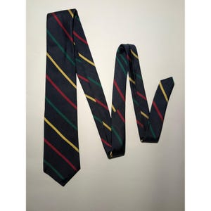 Corbata Lands' End talla única, azul marino, seda repp a rayas, excelente colección Charter.