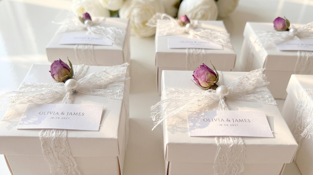 Personalized Wedding Candle Favors With Lace and Dried Rose Accent ...