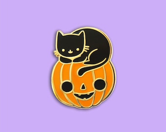 Pumpkin Kitten Pin
