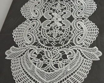 Elegant ovaal tafelkleedje als tafeldecoratie met verfijnd borduurwerk, Amerikaanse stijl, witte kleur, 78 x 40 cm