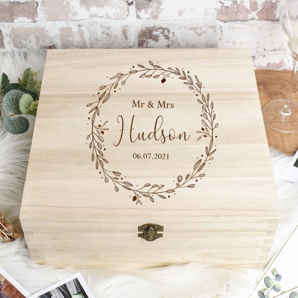 Personalised Wooden Wedding Keepsake Box, Engraved Wedding Box, Newlywed Gift Box, Wedding Day Memory Box, Personalised Wedding Gift Couple