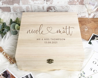 Engraved Heart Couple Keepsake Box, Personalised Wooden Wedding Memory Box, Custom Wedding Day Gift, Couple Anniversary Gift, Newlywed Gift