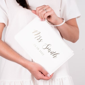 Personalised Mrs Gift, New Wife Gift, Wife Bridal Pouch, New Wifey Gift Pouch, Bride To Be Gift, Bride Gift, Wedding, Honeymoon Gift,