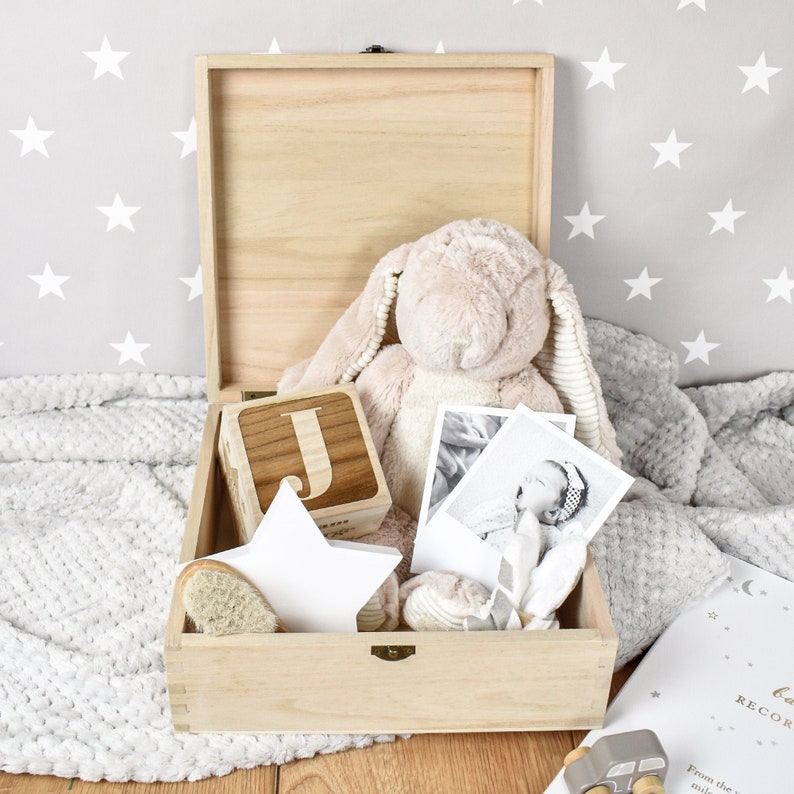 Personalised Woodland Animal Baby Box, Engraved Baby Keepsake Box, Woodland Nursery Décor, Newborn Memory Box, Engraved Box, New Baby Gift image 3