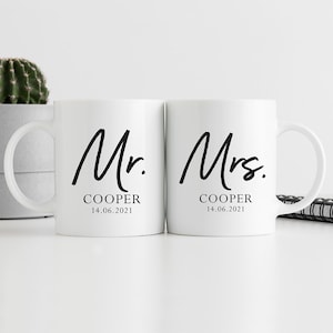 Personalised Mr and Mrs Mugs, Wedding Gift Mugs, Mr and Mrs Gifts, Small Wedding Gift, Couple Gifts, New Couple Gift, Wedding Keepsake Gift