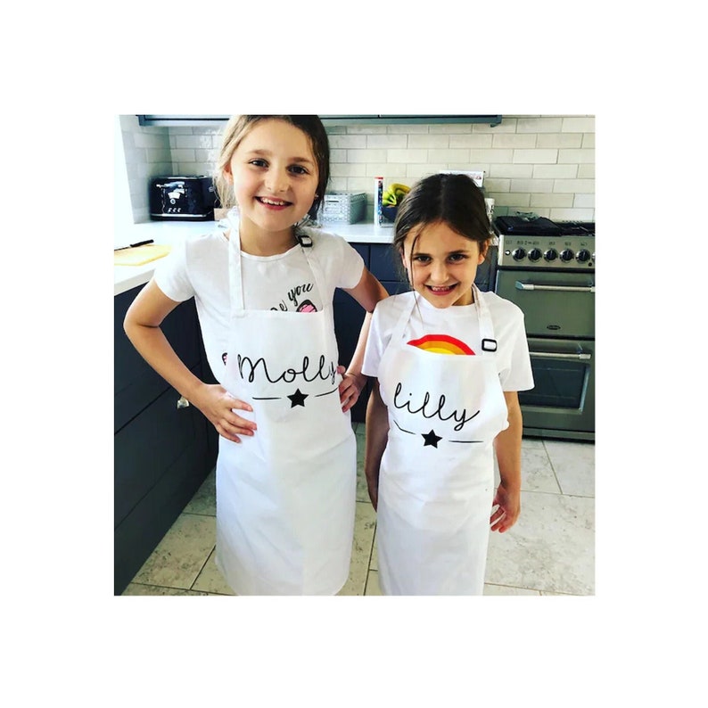 Personalised Child's Apron, Kids Baking Gift, Children Apron Cooking Gift, Gift for Child Baker, Chef Gifts, Custom Name Apron, Kids Apron, image 2