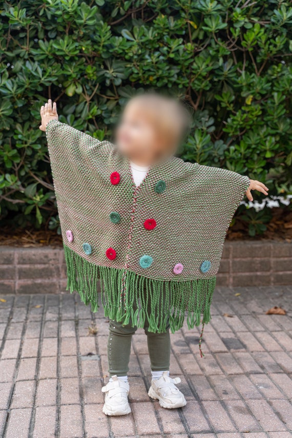 Ponchos para niñas. Poncho tejido a mano. Chamanto. Poncho - Etsy