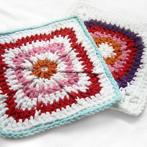 Pot Holders Set of 2 - Retro Kitchen - Cotton Multicolor White Aqua Red Pink Orange Purple - Hotpad Colorful Hostess Gift