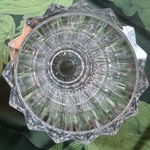 Mikasa Rainier Crystal Vase: Vertical Flared Ribbing, 10.25" image 4