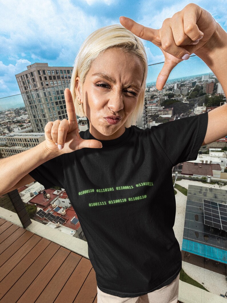 Camiseta de código binario para programadores: regalo sarcástico para programadores y desarrolladores. imagen 7