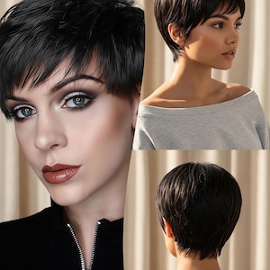 Puede incluir: Un collage de tres imágenes que muestran a una mujer con el pelo corto y oscuro peinado con un corte pixie. Las imágenes destacan el peinado desde diferentes ángulos, incluyendo una vista frontal con maquillaje de ojos dramático y un perfil.