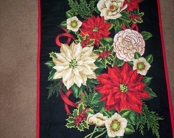 CHRISTMAS POINSETTIA Wall Hanging