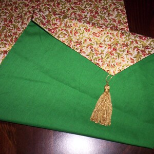 HANDMADE CHRISTMAS Table Runner image 3