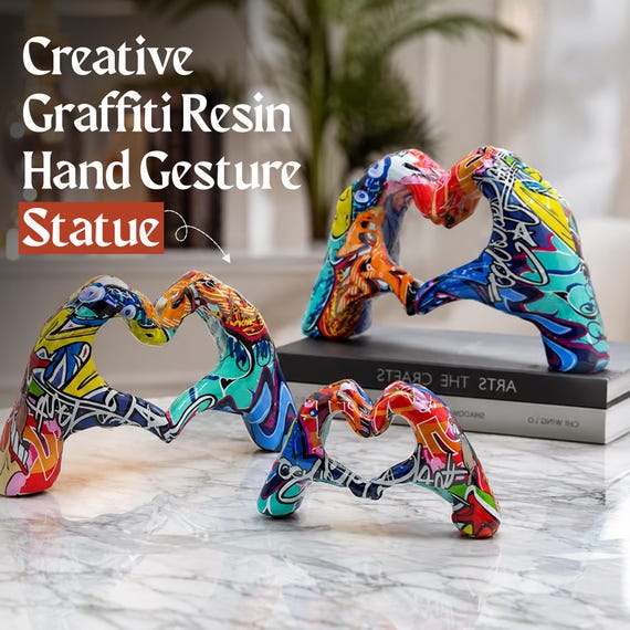 Graffiti Heart Hand Statue Resin Art Sculpture 4.13in Modern Home Office Desk Decor Girlfriend Gift Multicolor