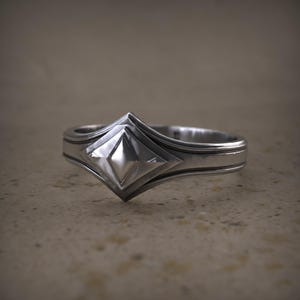 Dwarven-Inspired  925 Silver Ring, Handmade Fantasy Jewelry, Unique Artisan Design, Perfect Gift for RPG Gamers, Fans & Mythology Lovers