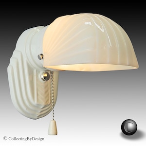 Porcelier Extreme Streamline Art Deco Porcelain Sconce Light Fixture w/Glass Shade c.1939 RESTORED