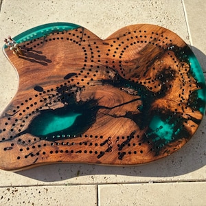 29 Shaped Cribbage Board