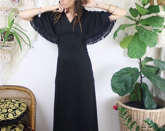 Bohemian Vintage Maxi Dress, Fringe cape sleeves Gypsy dress Stevie Nicks vibes LBD Black dress 70s gown, Medium 4142