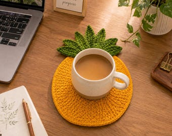 Crochet Pineapple Coaster, Tropical Mug Rug, Handmade Fruit Cup Mat, Summer Kitchen Decor, Cute Coffee Coaster Gift