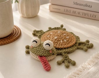 Frog Crochet Coaster, Frog Mug Rug, Animal Cup Holder, Cute Frog Coaster, Handmade Crochet Desk Decor, Gift for Her, Housewarming gift