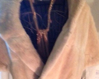 Soft Supple Creamy Tan Fur Stole Shawl For Bride Wedding Or Formal