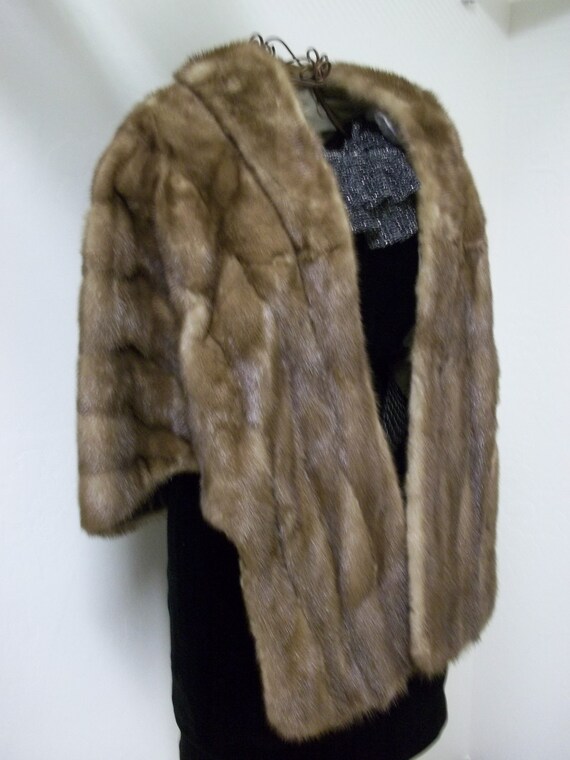 Extremely Soft Brown Mink Stole PERFECT FOR BRIDE… - image 3