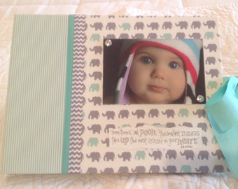 BABY MEMORY Book, Gender Neutral baby book, Girl or Boy Babybook, Years 0-5 record book, baby's monthly progress