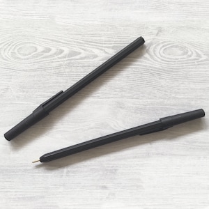 Black fabric pen - Marking Pen - Dry clean pen - Laundry pen - Ball point fabric pen - Label marking pen