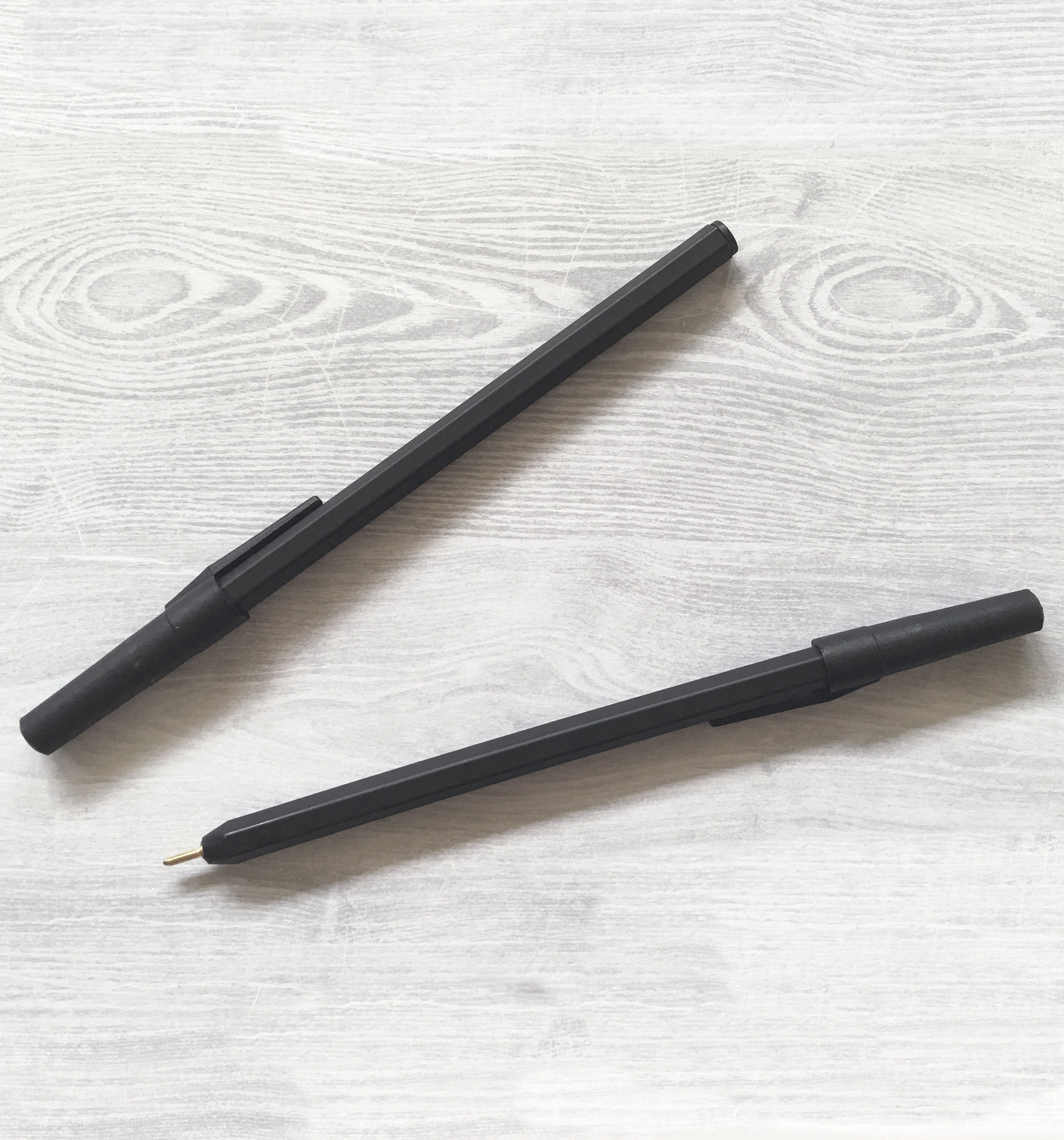 Black fabric pen - Marking Pen - Dry clean pen - Laundry pen - Ball point fabric pen - Label marking pen
