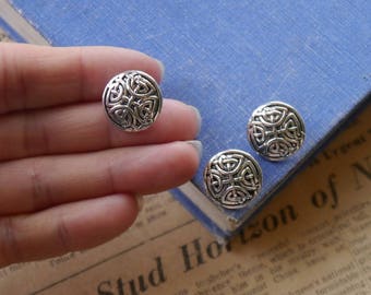 8 pcs Celtic Knot Scroll Antiqued Silver Buttons 17mm 5/8" (SB2939)