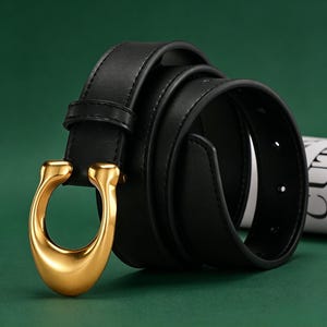 Coach Black Leather Belt with Gold-Curve Buckle Coach Classic Reversible Belt Black Saddle | David Jones main image 4