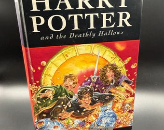 Harry Potter and the Deathly Hallows – First Edition (Bloomsbury, 2007)