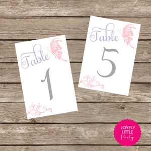 Battesimo stampabile fai-da-te, comunione, battesimo, carte numeriche da tavolo di compleanno - farfalle e rose