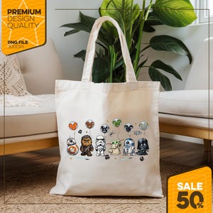 Może przedstawiać: Kremowa torba typu tote z kolorową grafiką postaci z Gwiezdnych Wojen trzymających balony. Postacie to m.in. BB-8, Chewbacca, Szturmowiec, Grogu, R2-D2 i Darth Vader. Torba ma białe uchwyty i napis "Premium Design Quality".