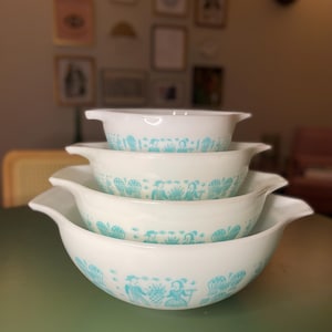 RARE Vintage Pyrex Amish Butterprint ALL WHITE Cinderella Set Stamp Program