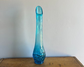 Vintage LE Smith Peacock Blue Diamond Butt Swung Vase 17”