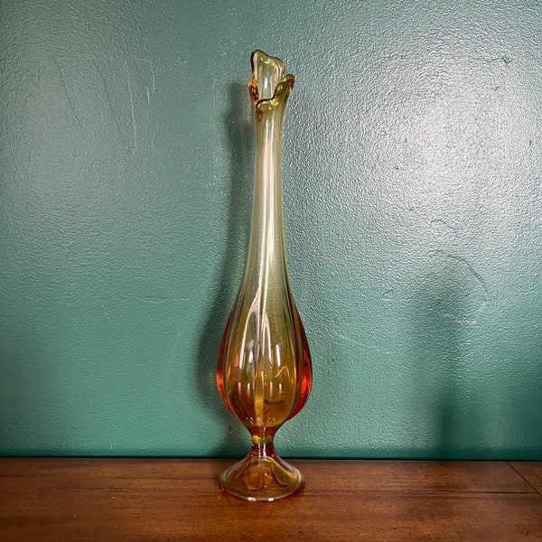 Vintage Viking 6 Petal Swung Vase