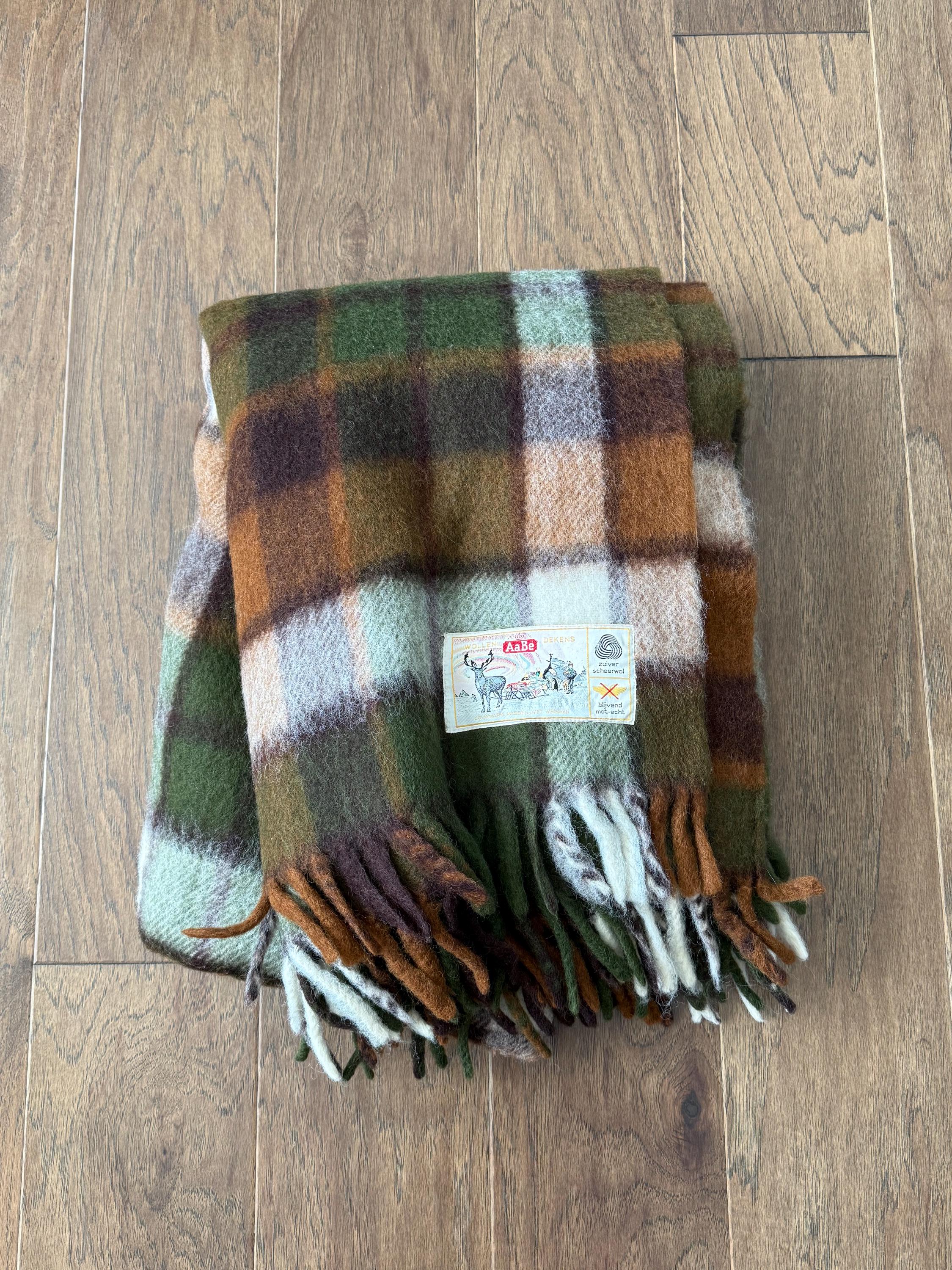 Aabe Classic Hudson Bay Blanket Missouri River Northern Plains