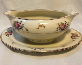 Salsera Tirschenreuth Bavaria Queen’s Rose 150 de mediados de siglo, porcelana alemana de la zona estadounidense.