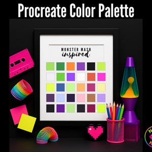 Könnte beinhalten: Ein gerahmter "Procreate Color Palette"-Druck mit einem "Monster Mash Inspired" Farbschema. Das Bild enthält eine pinkfarbene Kassette, ein Regenbogen-Slinky, eine Lavalampe und einen pinkfarbenen Stifthalter mit Buntstiften. Ein pixeliges Herz und Haftnotizen sind ebenfalls vorhanden.
