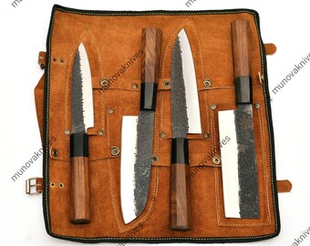 Set di coltelli da chef in acciaio al carbonio realizzati a mano, in stile giapponese, con manici in legno.