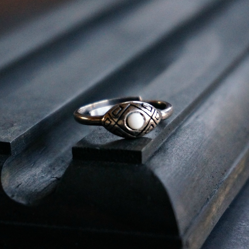 Midi Ring Boho Ring White Agate Ring Ahanu Sterling Silver Ring